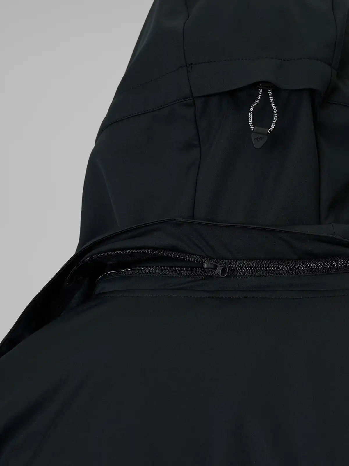 Jaqueta Softshell Masculina Trekking com Membrana 8000 - Preto | 4F