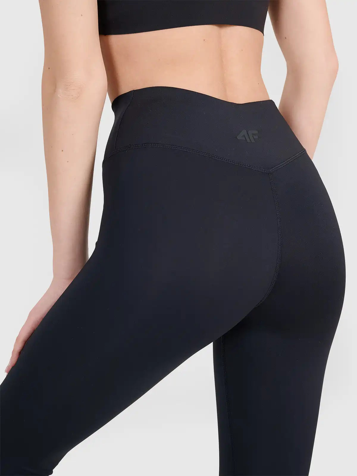 Legging Esportiva Feminina Multi Active - Preto | 4F