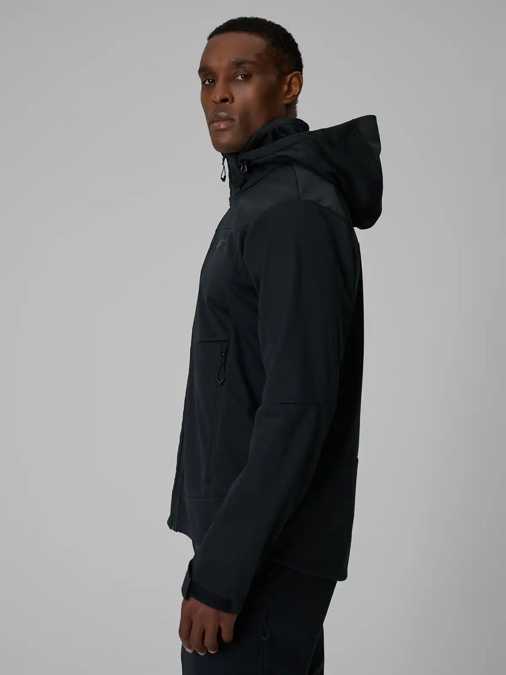 Jaqueta Softshell Masculina Trekking com Membrana 8000 - Preto | 4F
