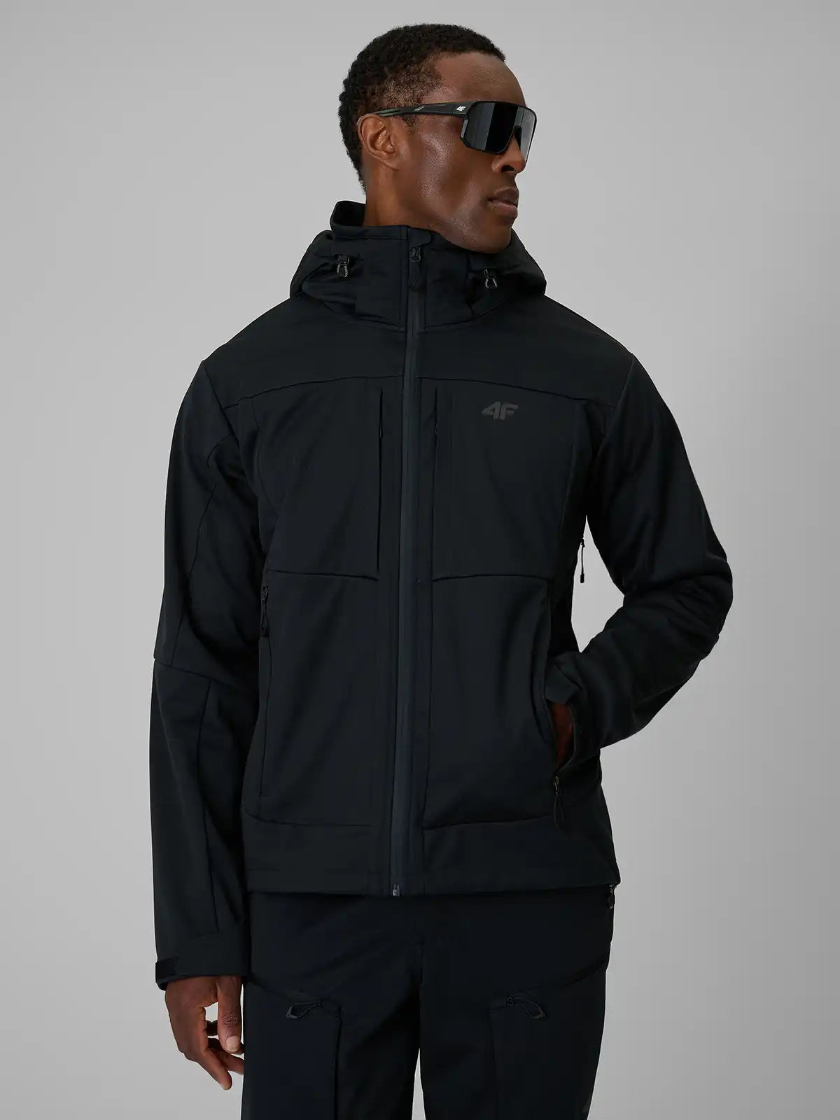 Jaqueta Softshell Masculina Trekking com Membrana 8000 - Preto | 4F